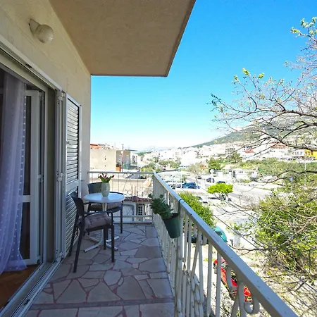 16 Apartment